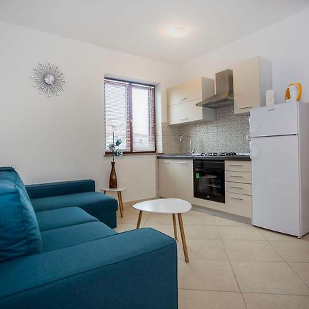 Apartmani Dragica Ровинь Экстерьер фото