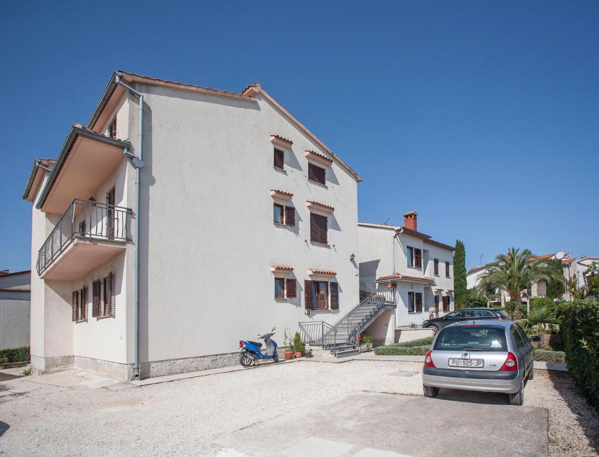Apartmani Dragica Ровинь Экстерьер фото