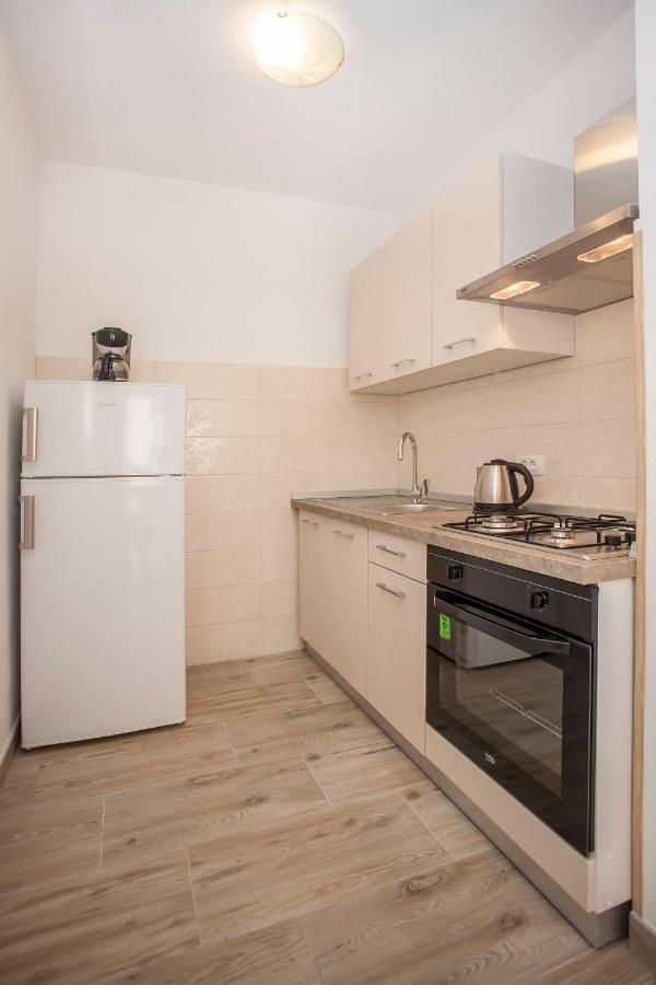 Apartmani Dragica Ровинь Экстерьер фото