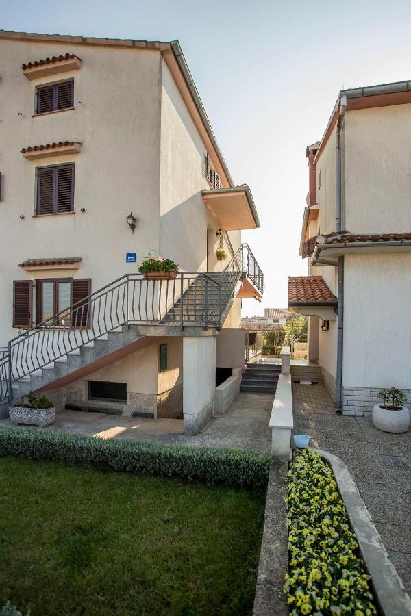 Apartmani Dragica Ровинь Экстерьер фото